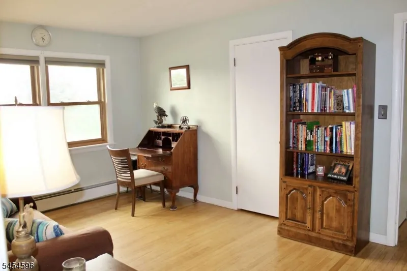 206 Ridge Rd Harmony, NJ 08865