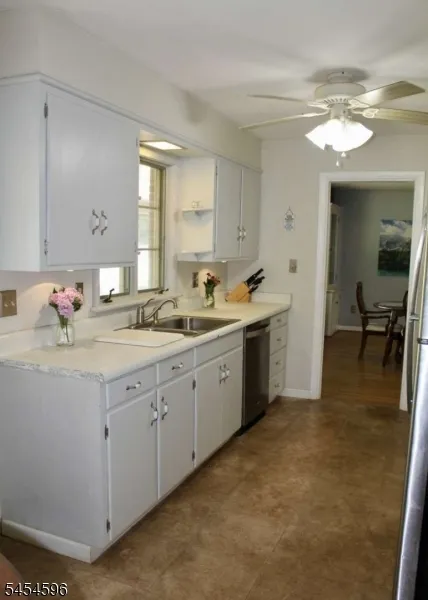 206 Ridge Rd Harmony, NJ 08865