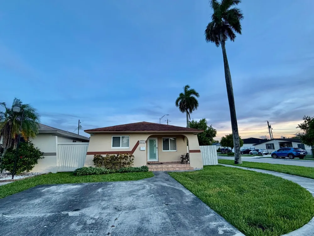 1092 W 32nd Street Hialeah, FL 33012