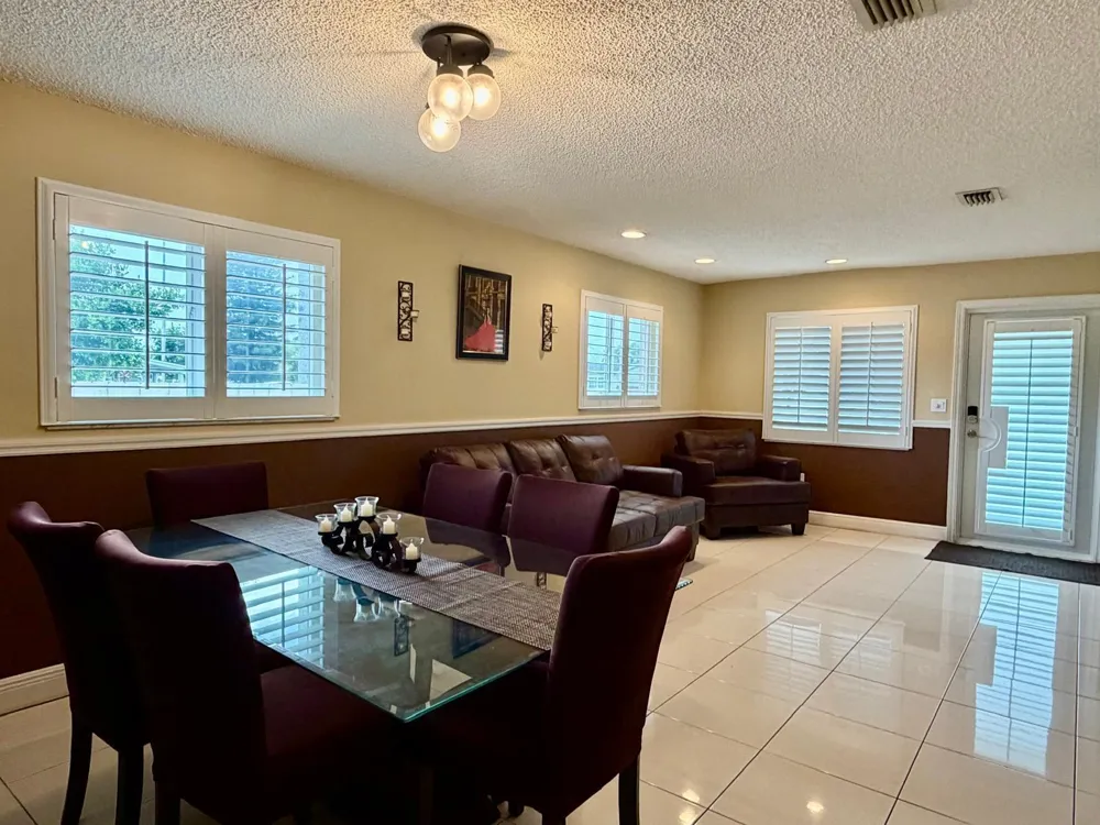 1092 W 32nd Street Hialeah, FL 33012