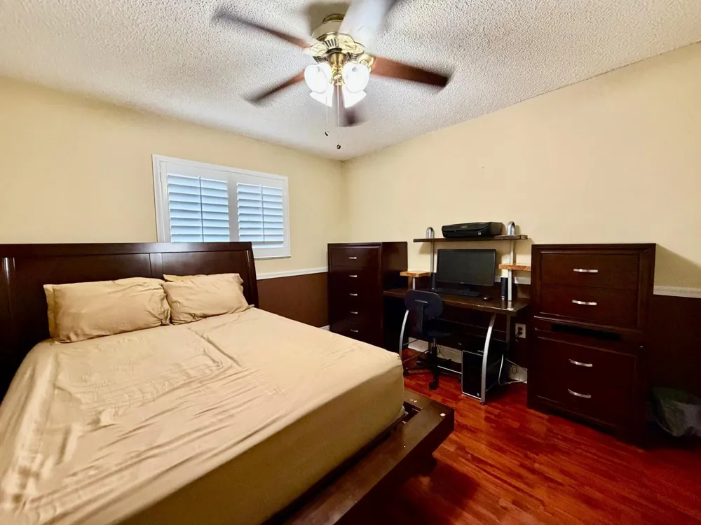 1092 W 32nd Street Hialeah, FL 33012