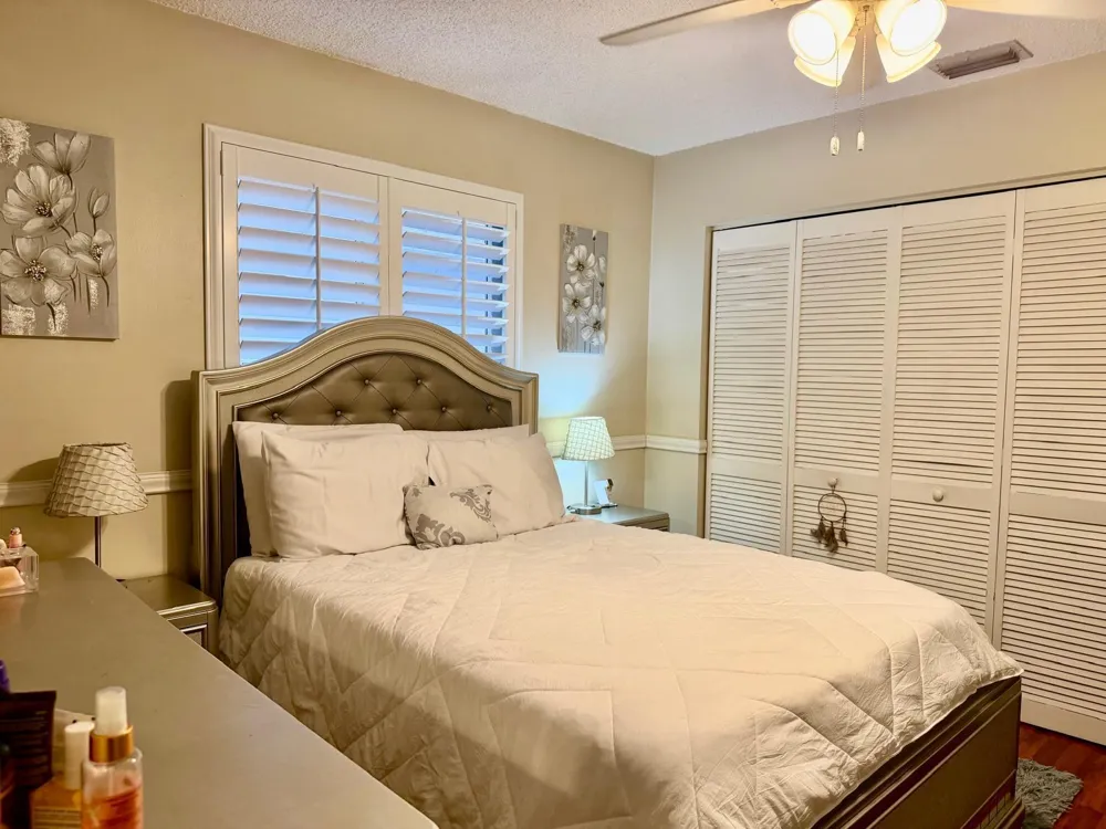 1092 W 32nd Street Hialeah, FL 33012