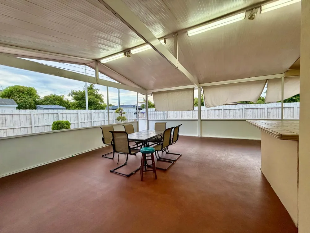 1092 W 32nd Street Hialeah, FL 33012