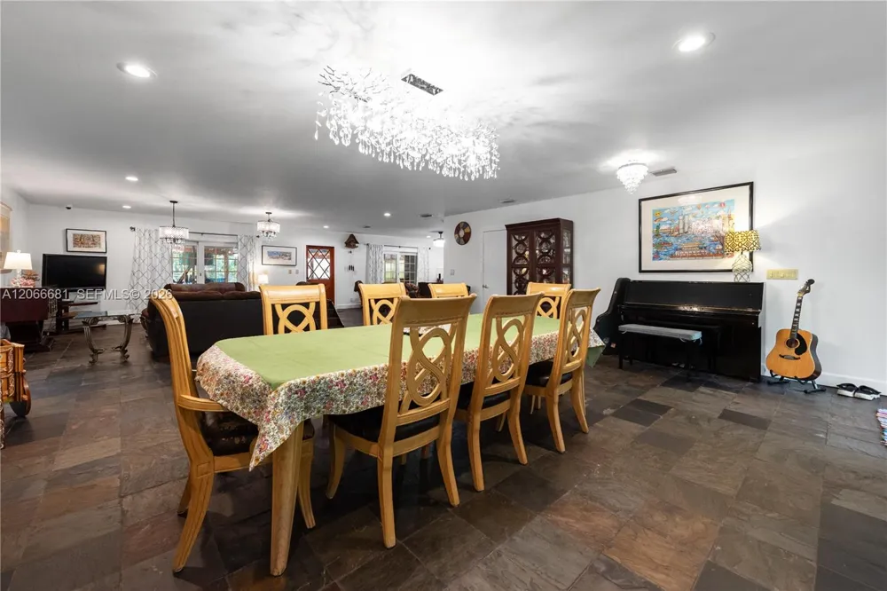 15720 SW 258th St Homestead, FL 33031