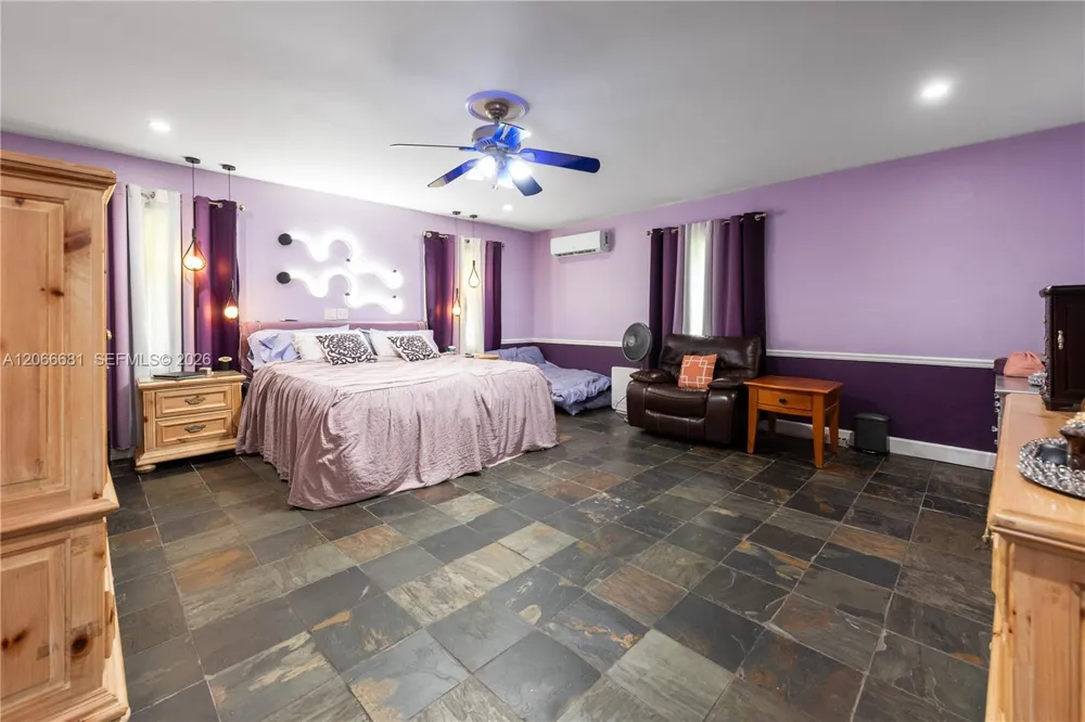 15720 SW 258th St Homestead, FL 33031