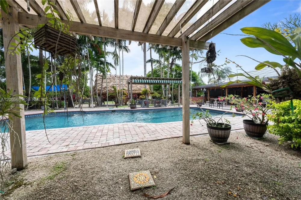 15720 SW 258th St Homestead, FL 33031