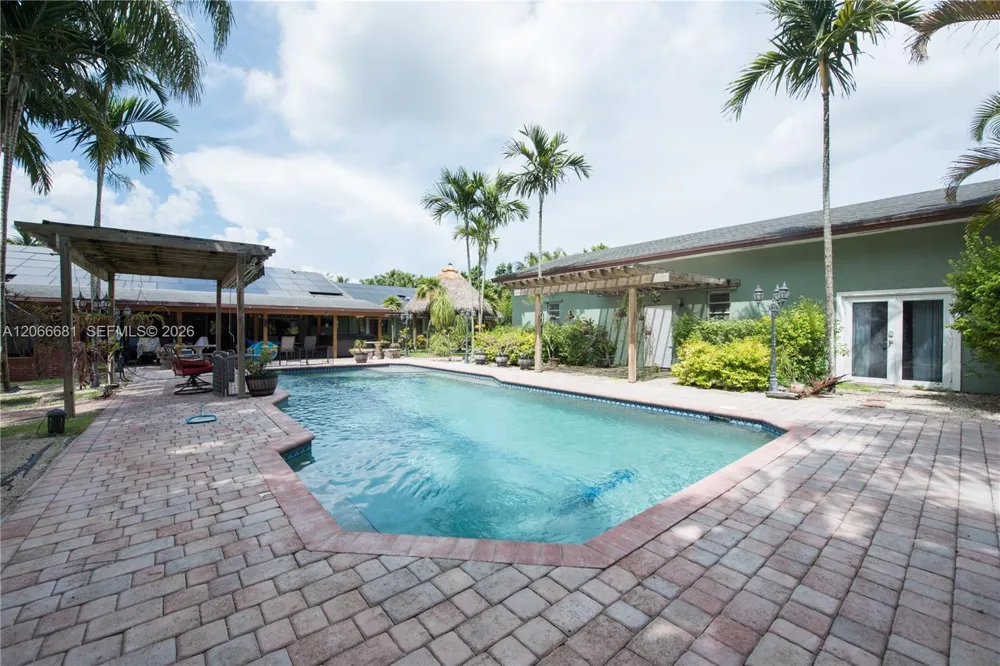 15720 SW 258th St Homestead, FL 33031