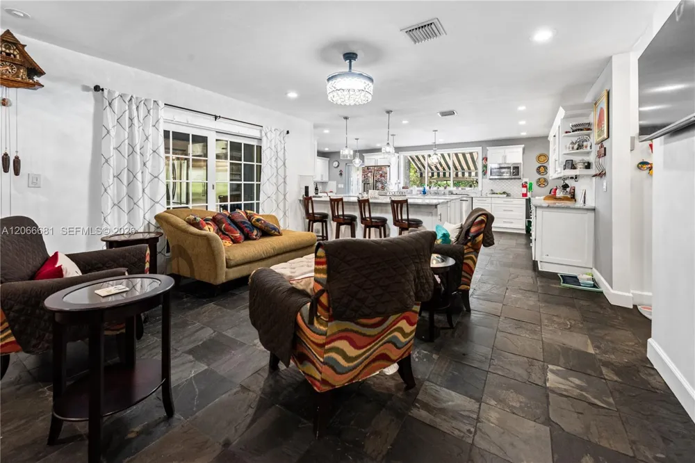 15720 SW 258th St Homestead, FL 33031