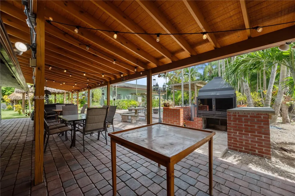 15720 SW 258th St Homestead, FL 33031