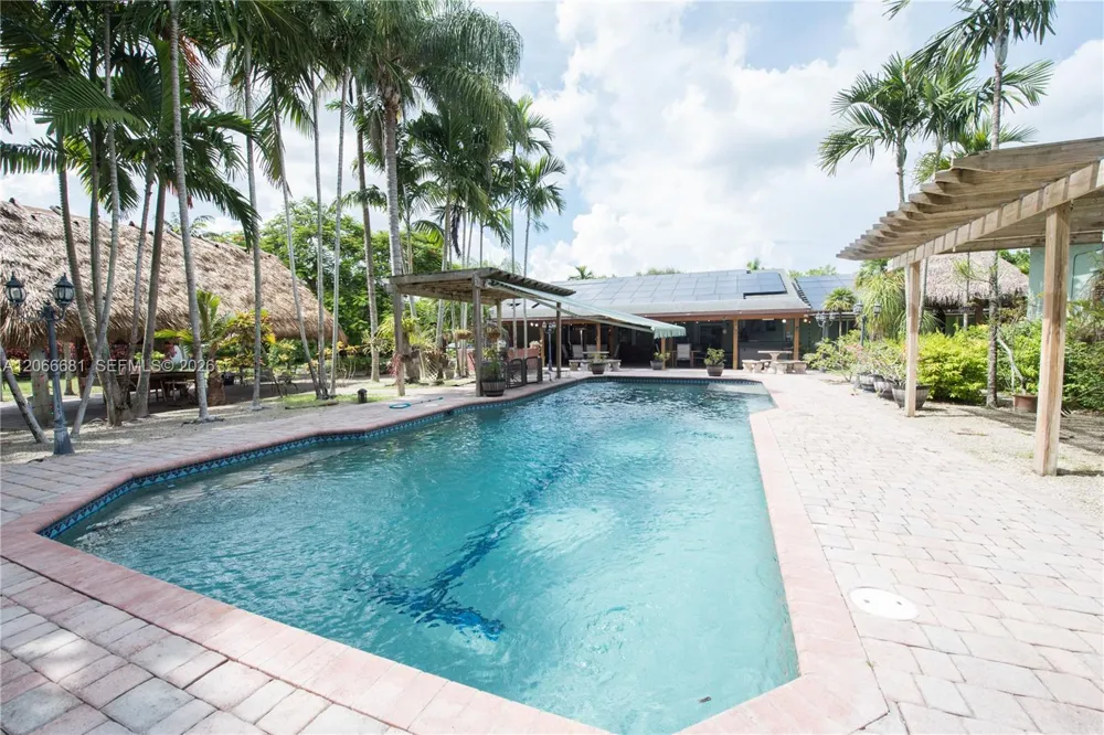 15720 SW 258th St Homestead, FL 33031