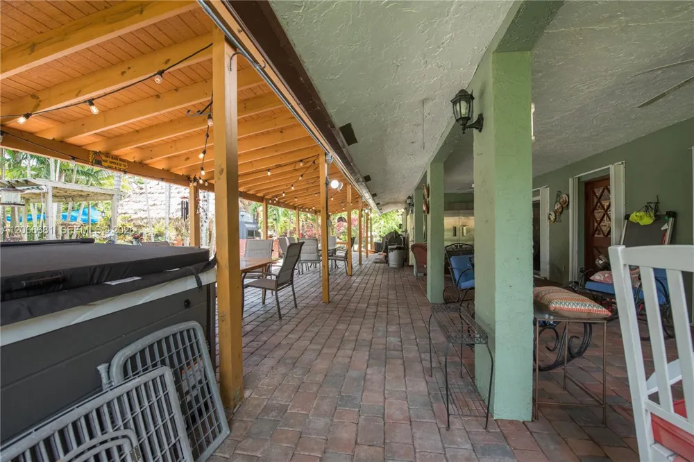 15720 SW 258th St Homestead, FL 33031