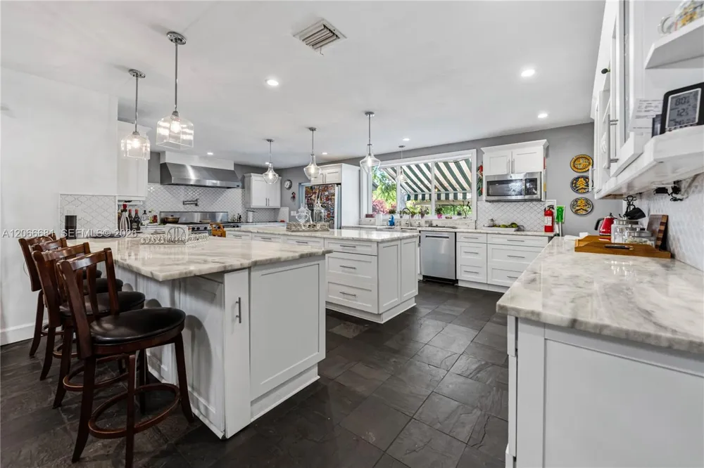 15720 SW 258th St Homestead, FL 33031