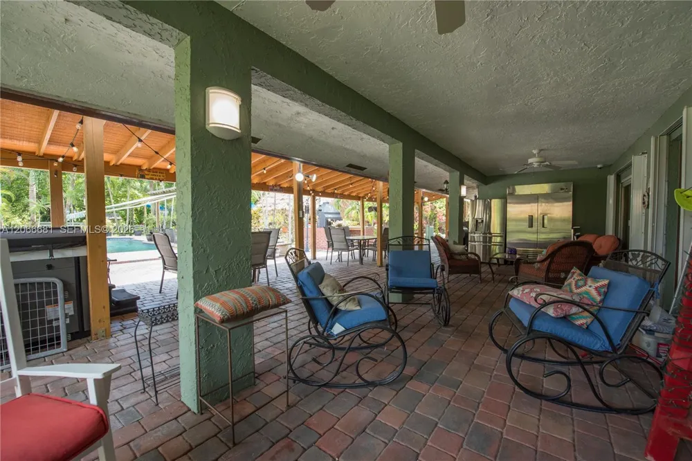 15720 SW 258th St Homestead, FL 33031