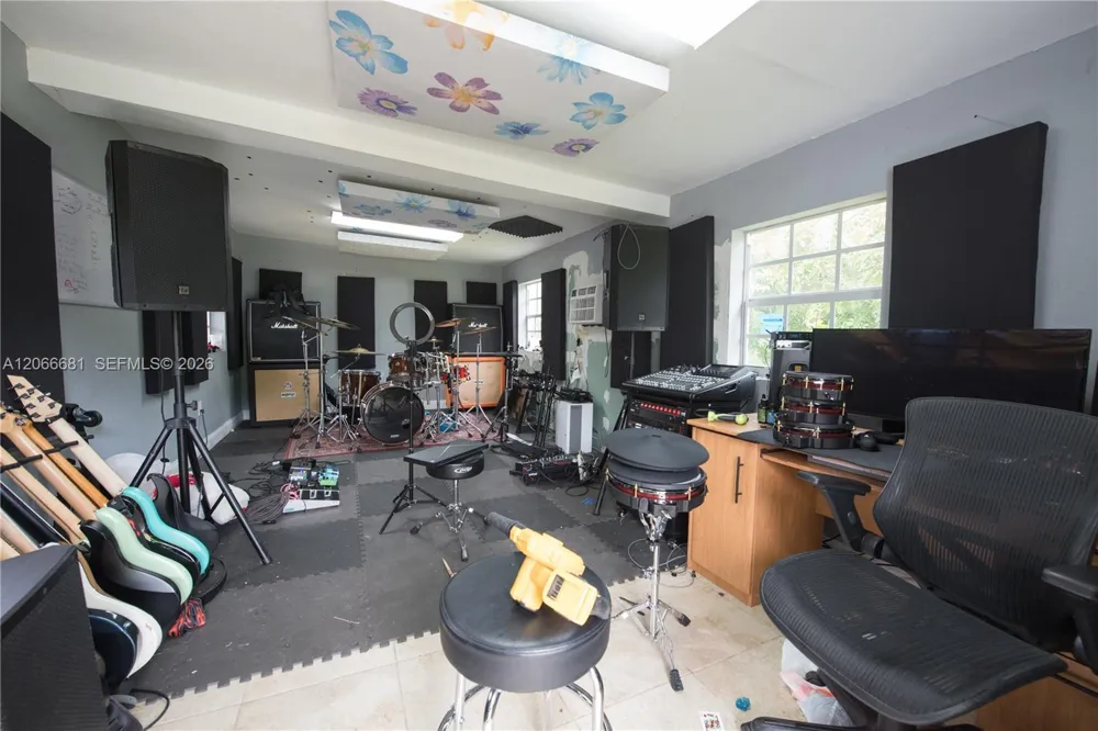 15720 SW 258th St Homestead, FL 33031