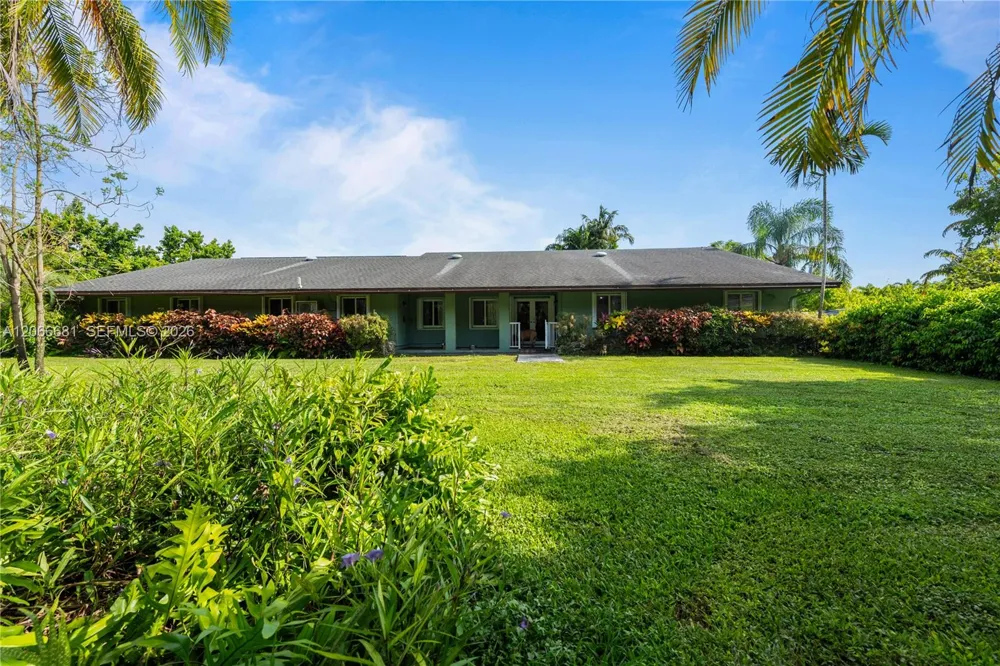 15720 SW 258th St Homestead, FL 33031