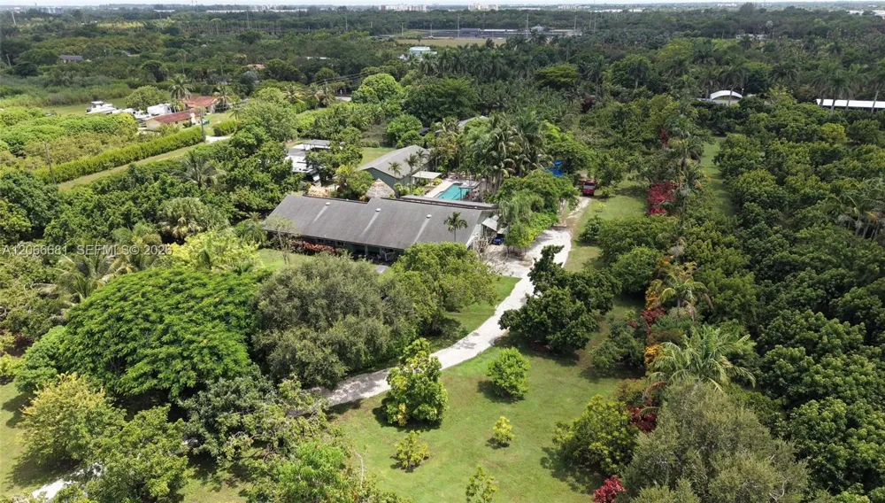 15720 SW 258th St Homestead, FL 33031