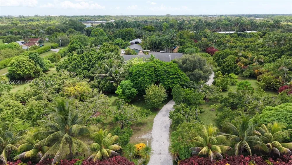 15720 SW 258th St Homestead, FL 33031