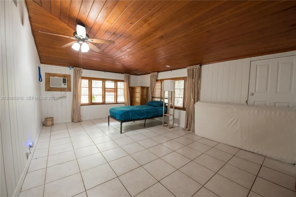 14000 SW 216th St Miami, FL 33170