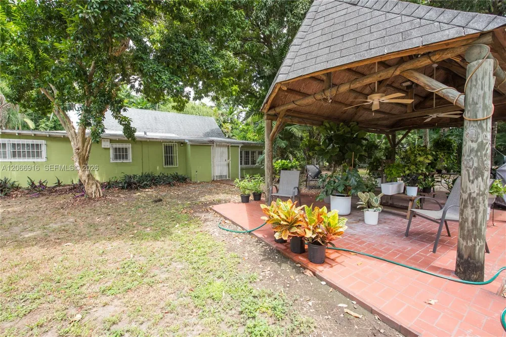 14000 SW 216th St Miami, FL 33170