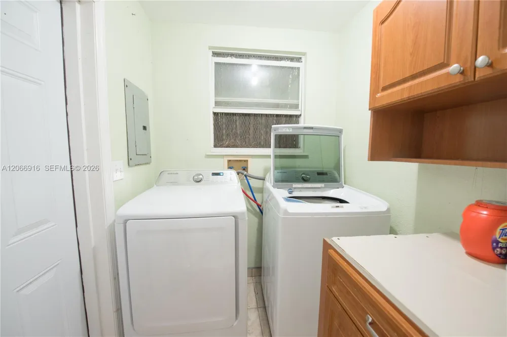 14000 SW 216th St Miami, FL 33170
