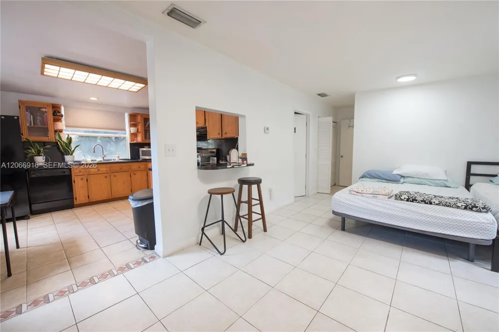 14000 SW 216th St Miami, FL 33170