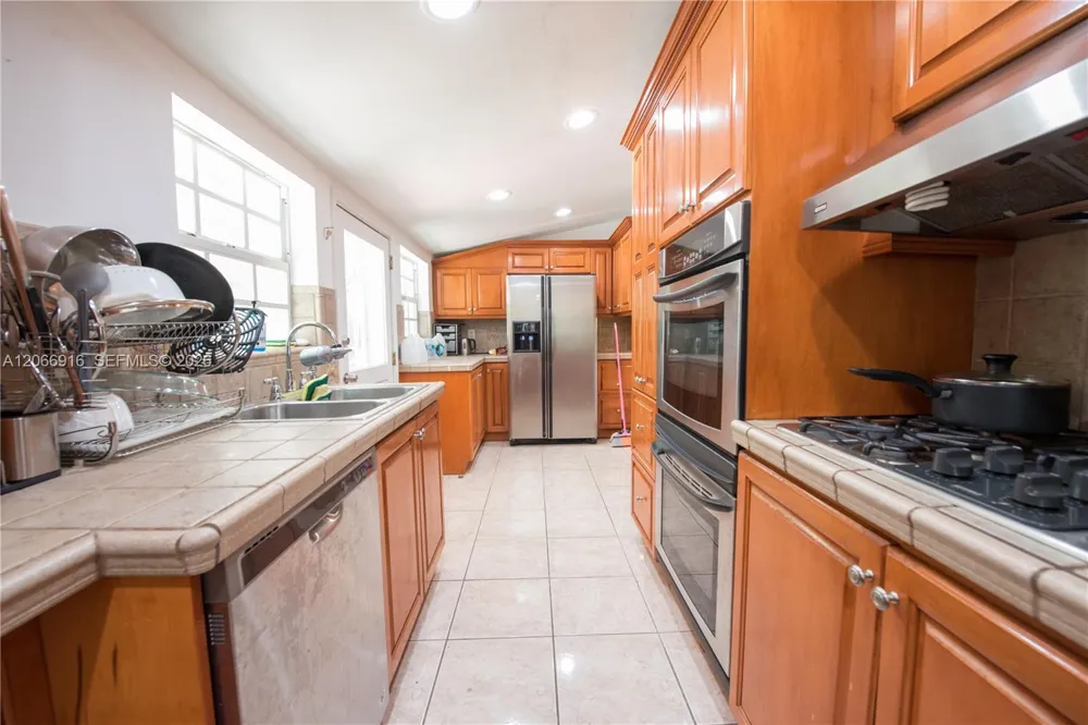 14000 SW 216th St Miami, FL 33170