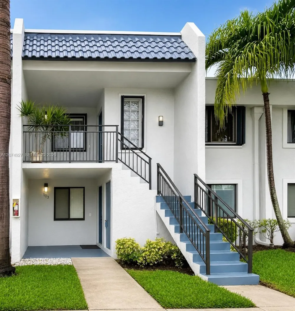16511 Blatt Blvd #103 Weston, FL 33326