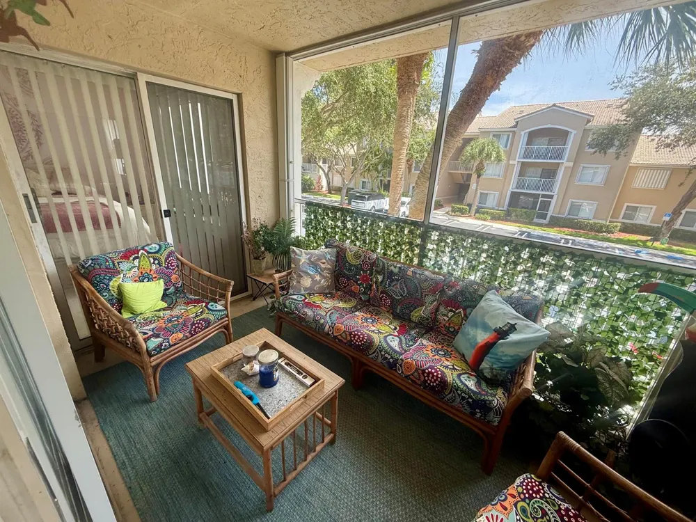 284 VILLAGE BOULEVARD #9207 Tequesta, FL 33469