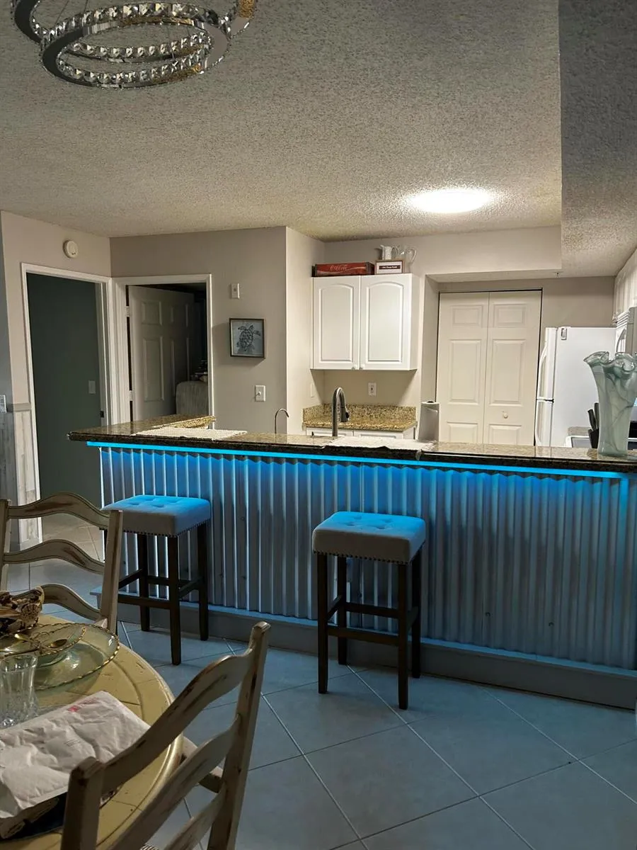 284 VILLAGE BOULEVARD #9207 Tequesta, FL 33469