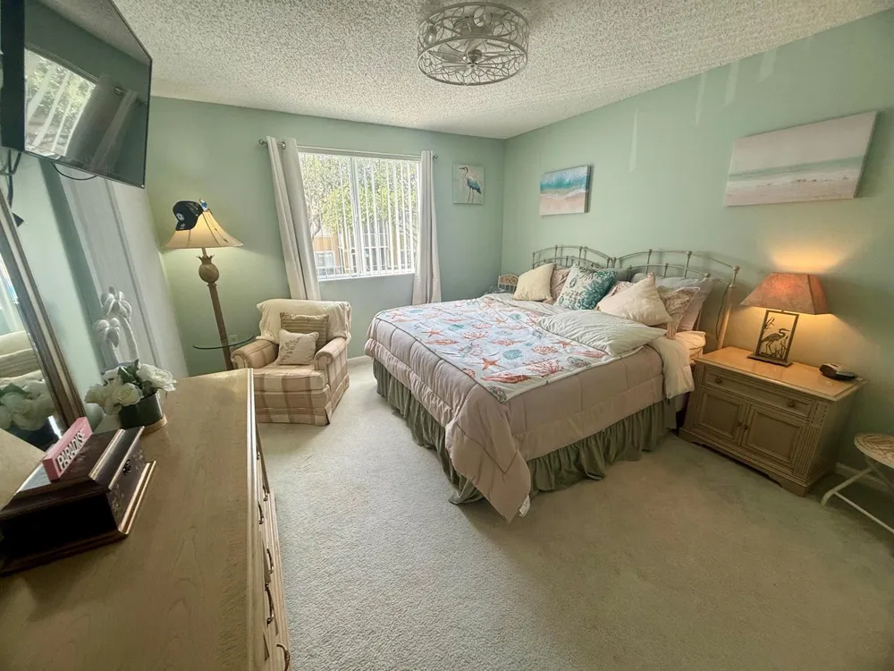 284 VILLAGE BOULEVARD #9207 Tequesta, FL 33469