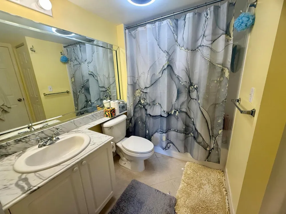284 VILLAGE BOULEVARD #9207 Tequesta, FL 33469