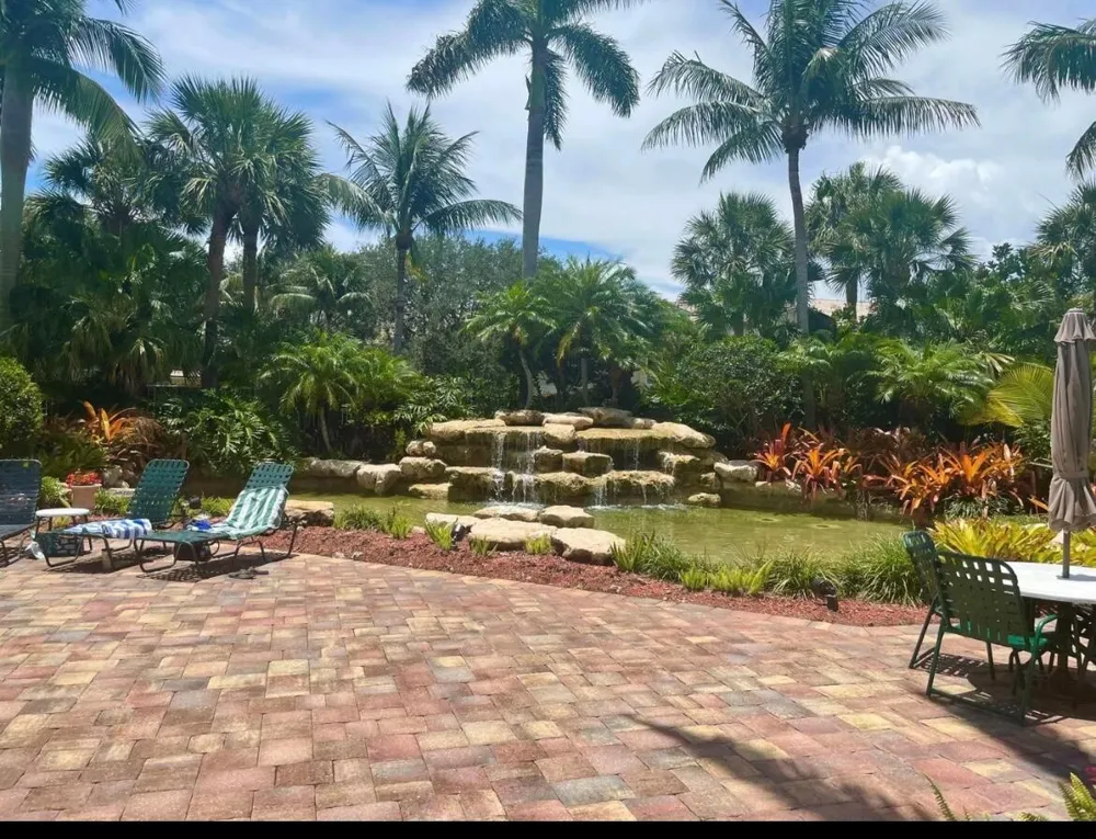 284 VILLAGE BOULEVARD #9207 Tequesta, FL 33469