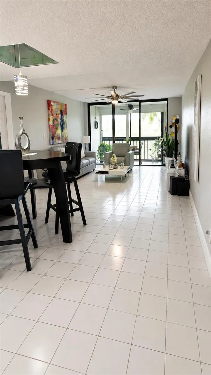 16300 Golf Club Road #314 Weston, FL 33326