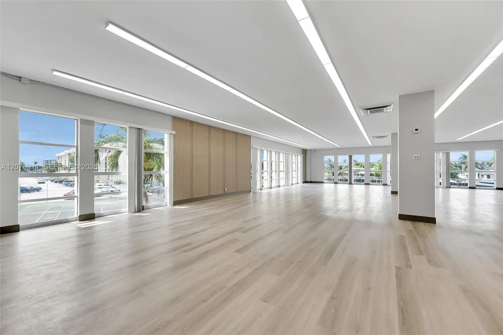 801 Three Islands Blvd #103 Hallandale Beach, FL 33009