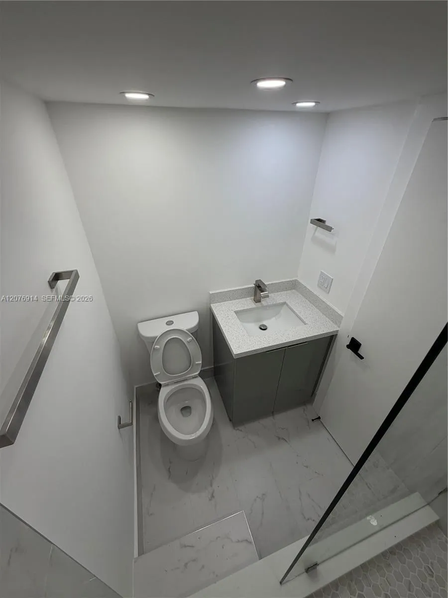 801 Three Islands Blvd #103 Hallandale Beach, FL 33009