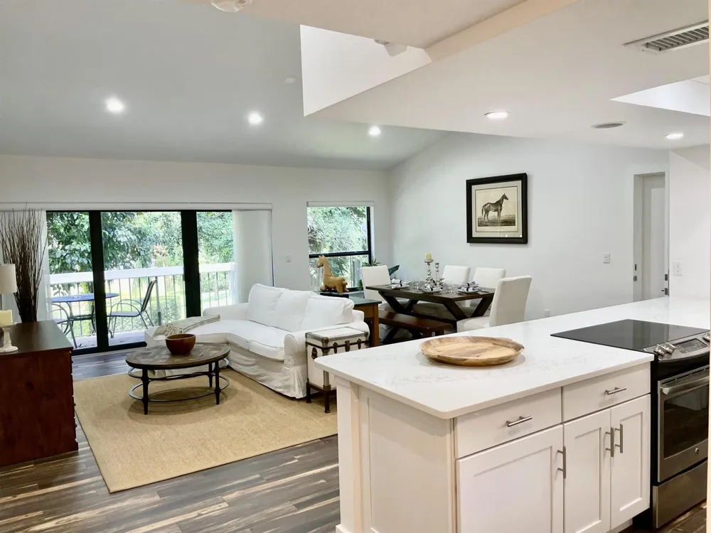 11863 WIMBLEDON CIRCLE #546 Wellington, FL 33414