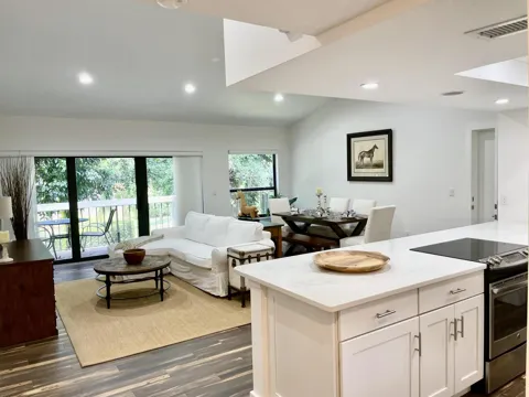 11863 WIMBLEDON CIRCLE #546