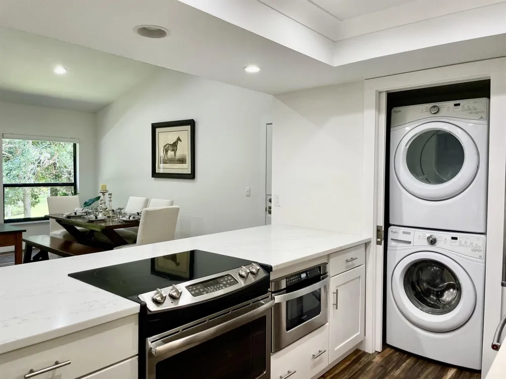 11863 WIMBLEDON CIRCLE #546 Wellington, FL 33414