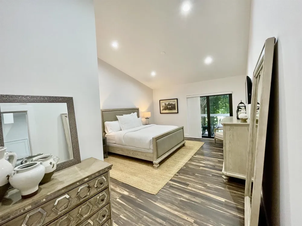 11863 WIMBLEDON CIRCLE #546 Wellington, FL 33414