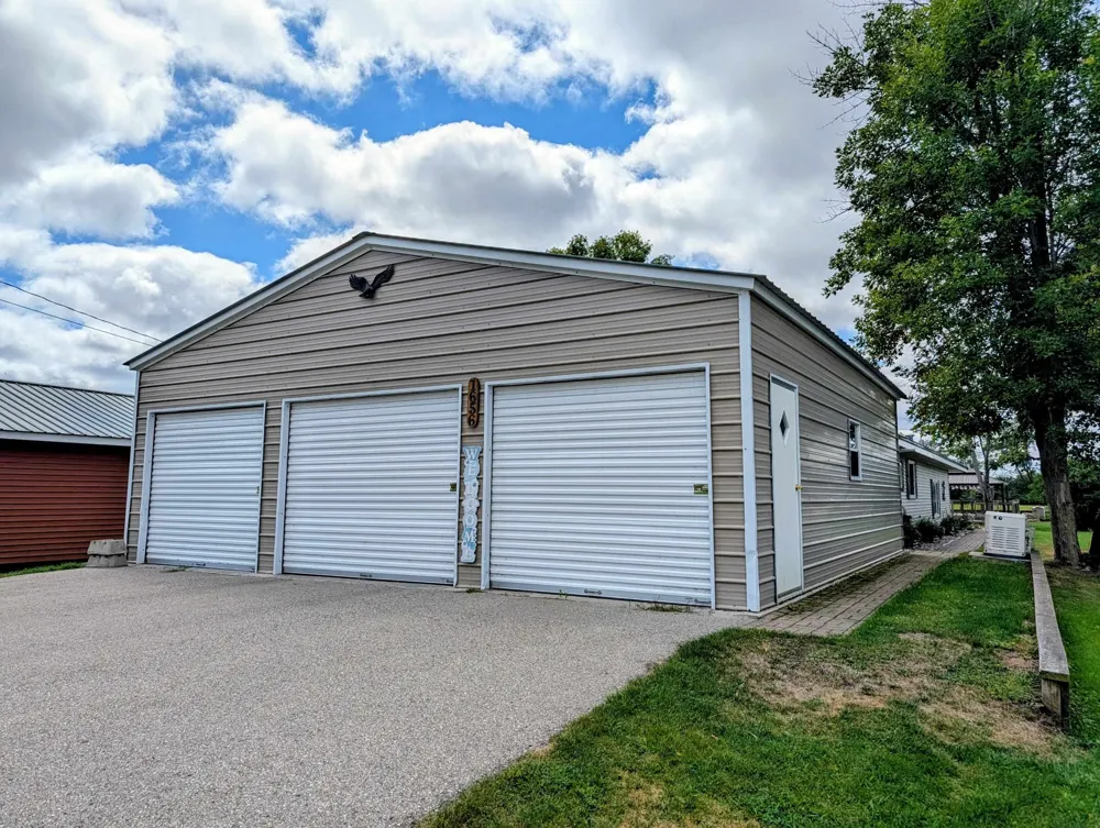 1656 Riverside Drive Au Gres Township, MI 48703