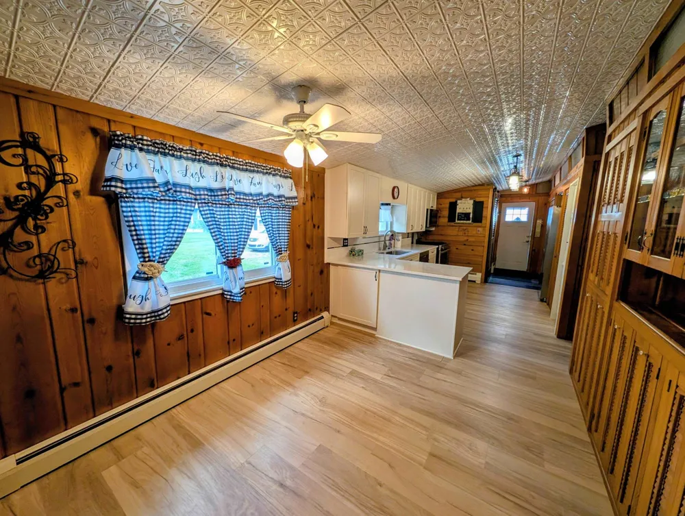 1656 Riverside Drive Au Gres Township, MI 48703