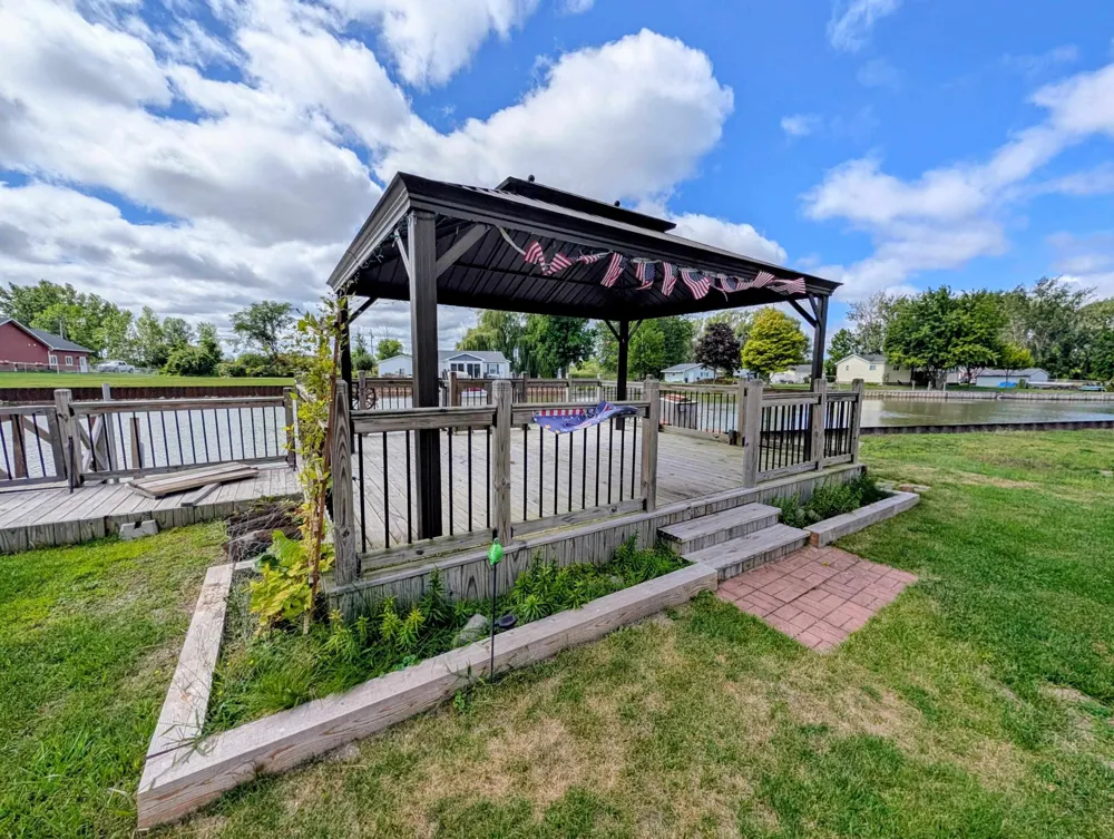 1656 Riverside Drive Au Gres Township, MI 48703