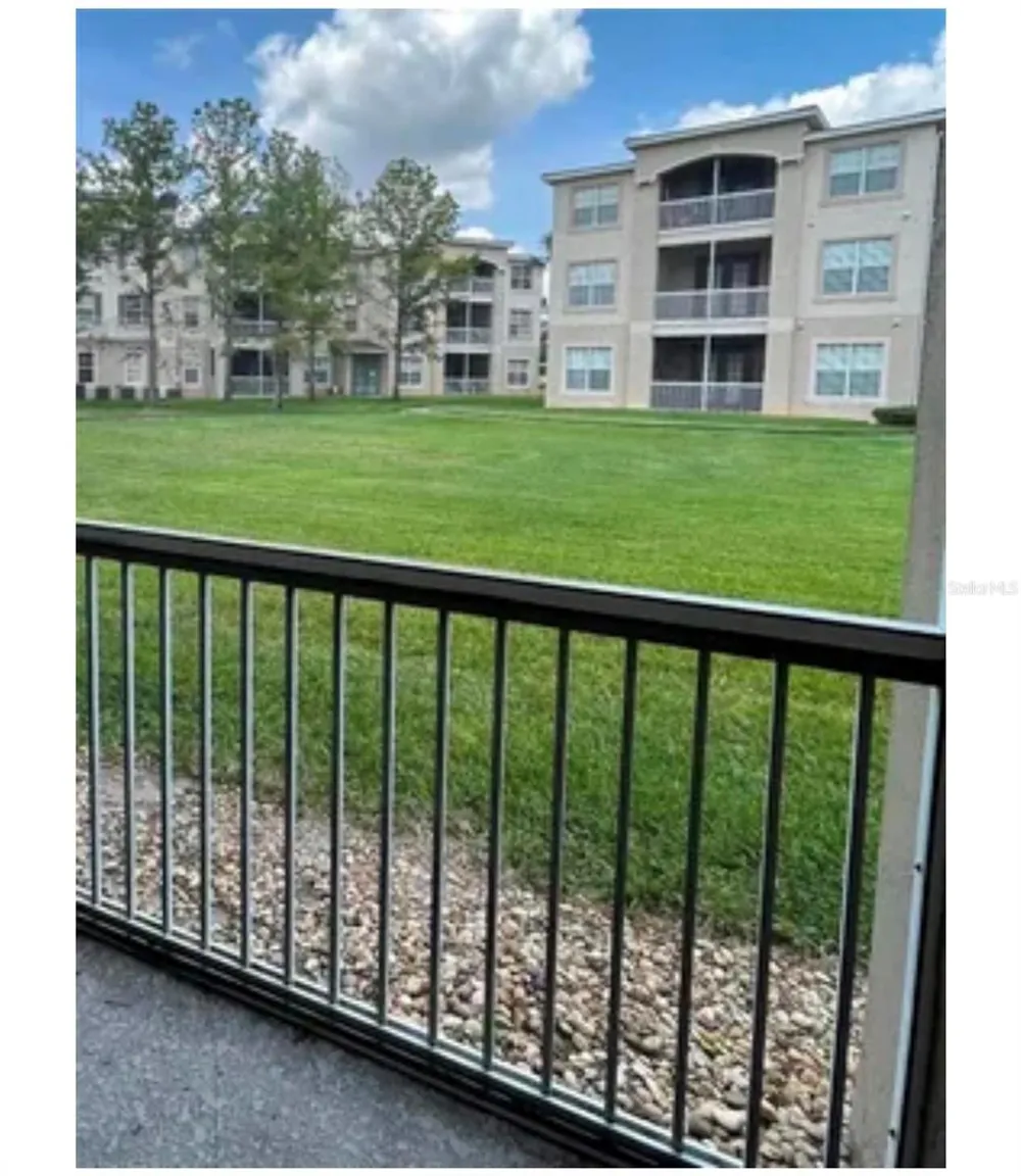 3001 GREYSTONE LOOP #102 Kissimmee, FL 34741