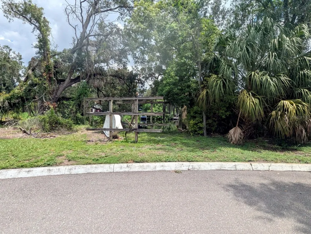 7154 E BANK DRIVE #7154 Tampa, FL 33617