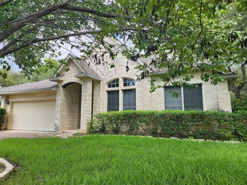 200 Sutterville Cove