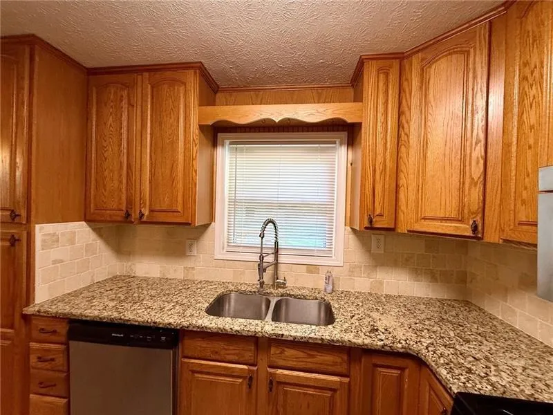 1414 Sycamore Drive NW Kennesaw, GA 30152
