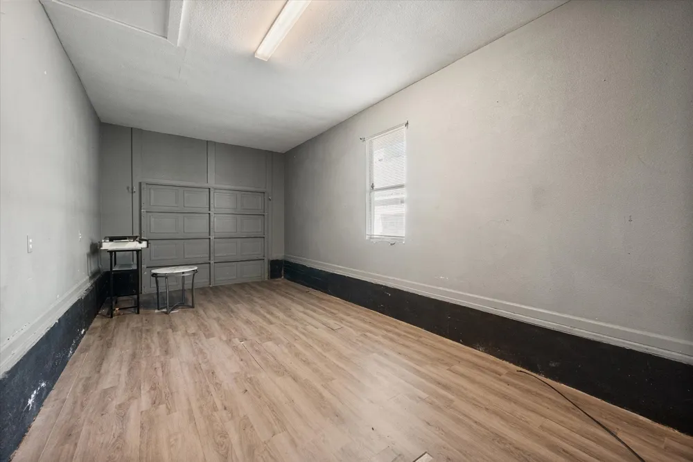 807 E Tyler Street Mexia, TX 76667
