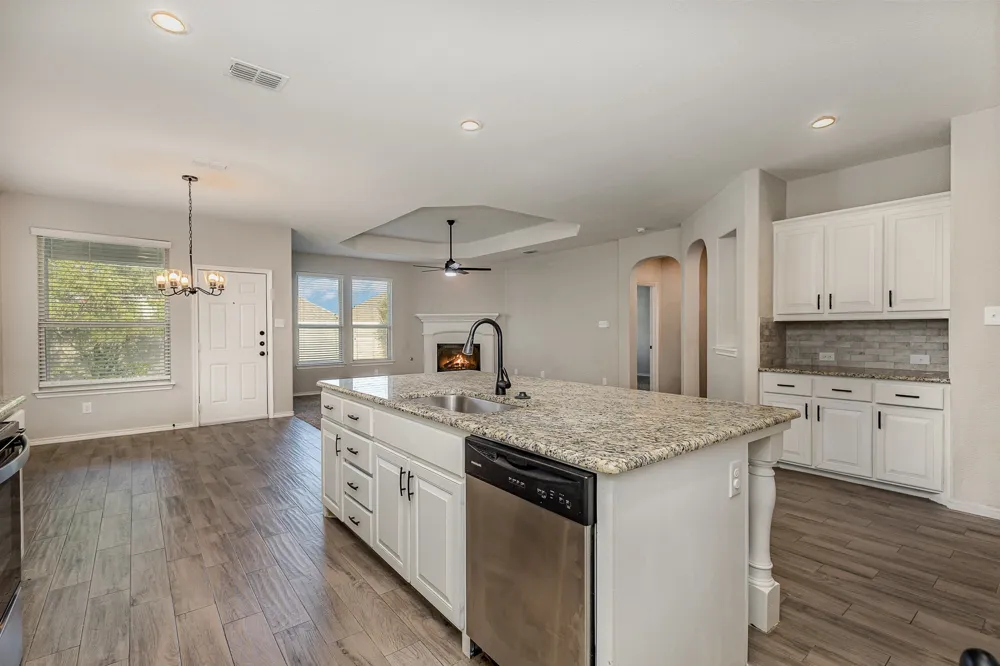 928 Dove Cove Argyle, TX 76226