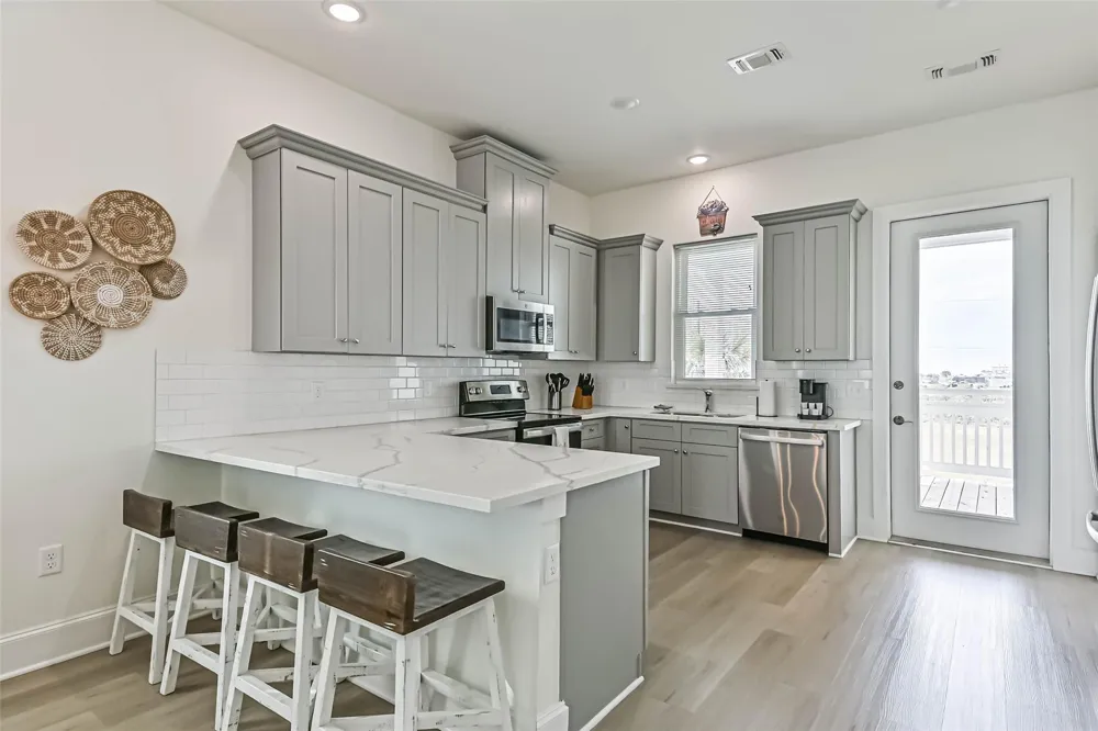 23500 San Luis Pass Road #5 Galveston, TX 77554