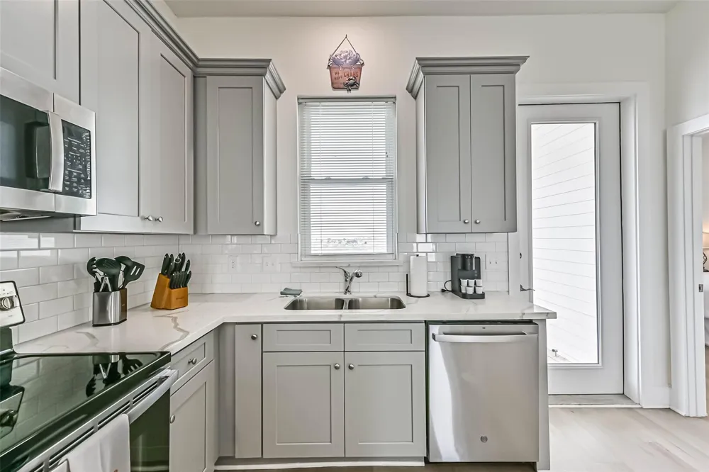 23500 San Luis Pass Road #5 Galveston, TX 77554